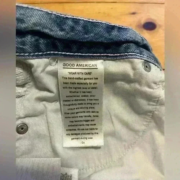 Good  American Jean cut off shorts , sz 0/25 - Picture 13 of 15